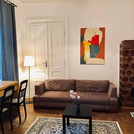 Apartment Nowogrodzka *