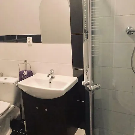 Nowogrodzka *