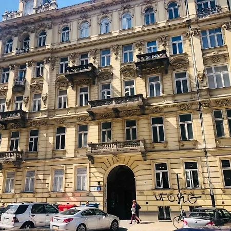 Apartment Nowogrodzka Warsaw